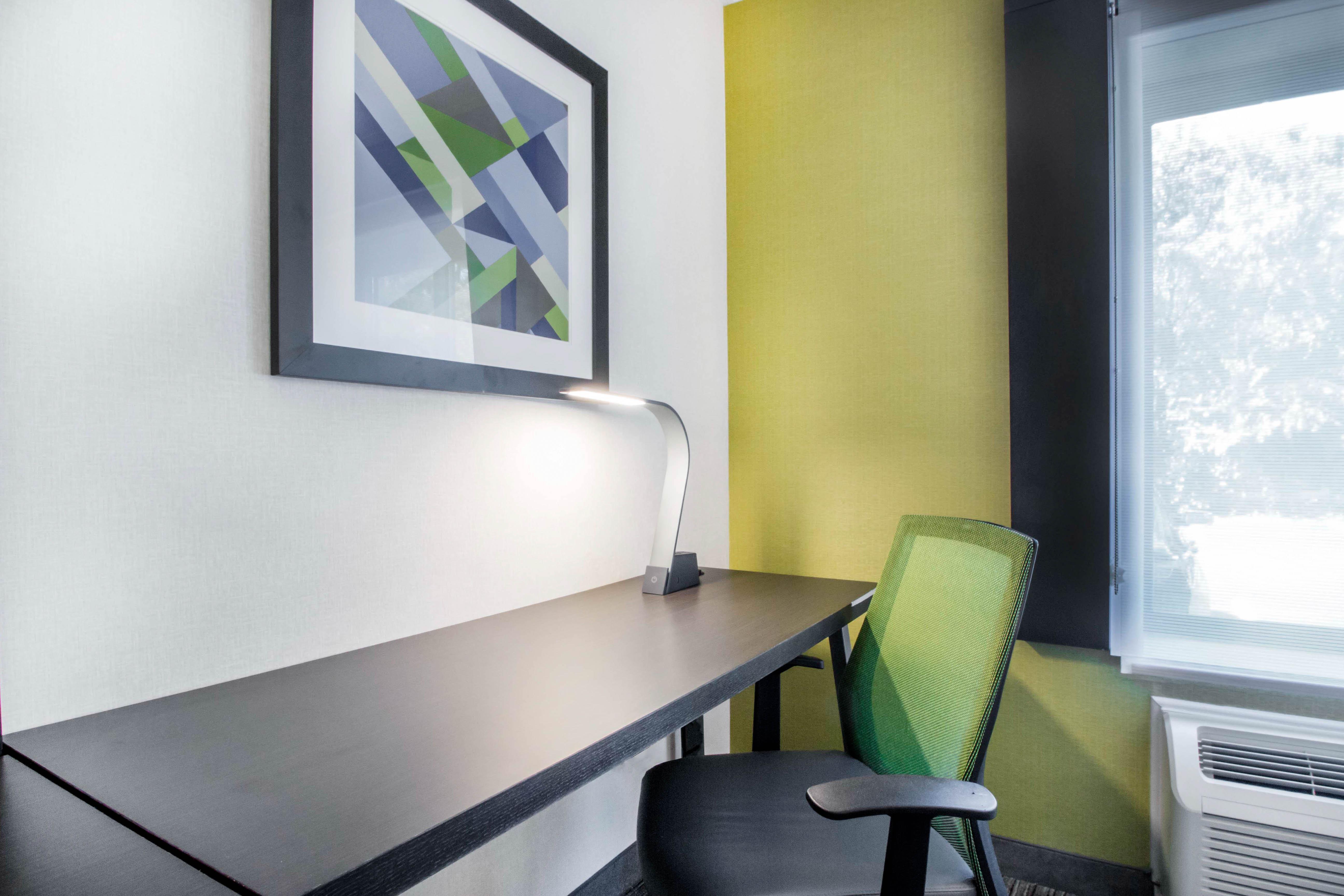 Holiday Inn Express & Suites - Albany Airport - Wolf Road By Ihg Exterior foto